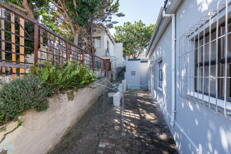 5 Bedroom Property for Sale in East Bank Eastern Cape